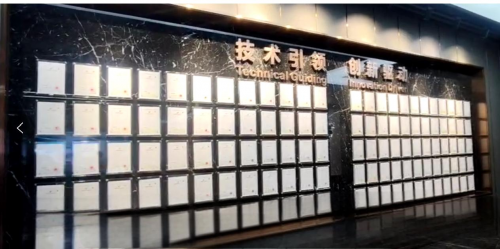 超爱厨电：匠心铸就品质猛火灶具风靡全球